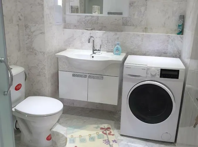 Emerald Hills Отель Созополь